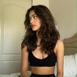 Meet your Posher, Dowia